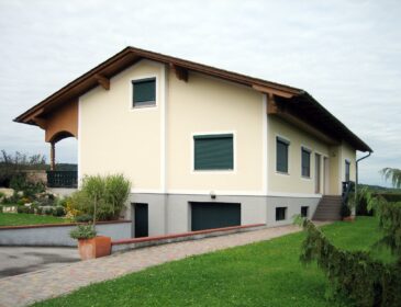 Co zvážit při výběru předokenních rolet