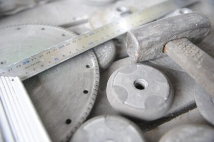 Jak sepsat oznámení o rekonstrukci bytu sousedům?