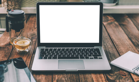 Nekončící souboj operačních systémů: Windows vs. macOS