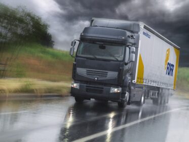 FOFR – česká přepravní společnost: Spolehlivá přeprava zásilek všech velikostí