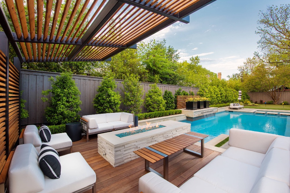 lansdowne-modern-swimming-pool-outdoor-living-randy-angell-designs-img~afb158780bd0804e_14-7170-1-73d148c