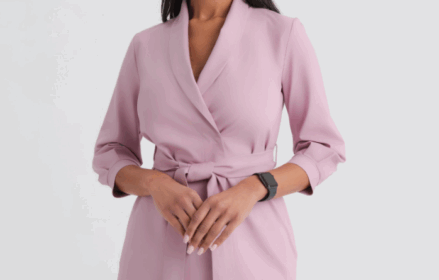 Dámské zdravotnické oblečení – komfort a profesionální vzhled v práci