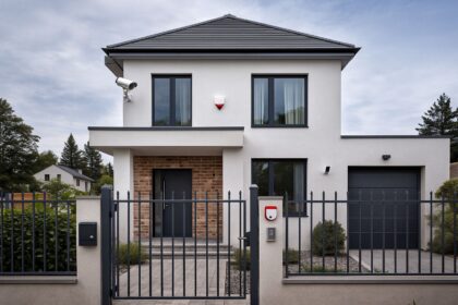 Jak správně postavit a zabezpečit dům