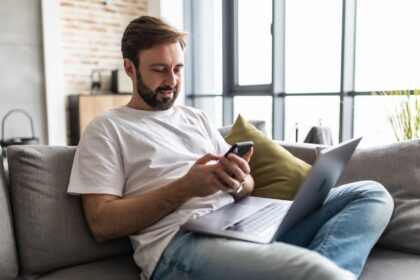 Méně papírování, více ze života: Proč moderní podnikatelé přecházejí na on-line fakturaci